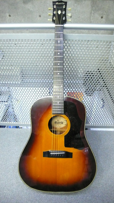 話題の行列 MG-30 MORRIS 美品 縦ロゴ J-45コピーモデル) (Gibson - アコースティックギター
