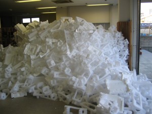 発泡スチロールの山