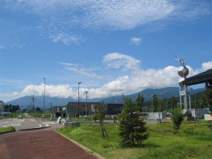 新井から妙高を望む