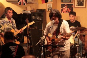 こちらもロックラコンビ