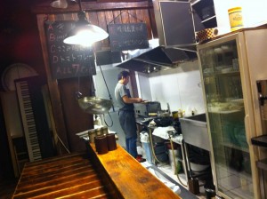 焼き鳥を焼きます