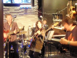 20100109 (11) 20100109 (11)